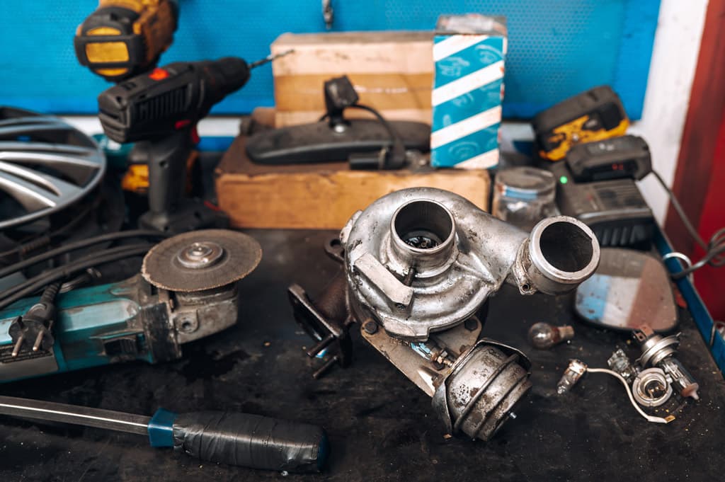 Reparación o sustitución del turbo con un año de garantía