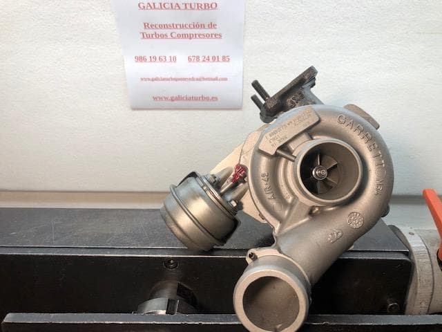 Foto 1 Turbo Alfa Romeo 1.9 M.724.19.X 110CV -- 712766.