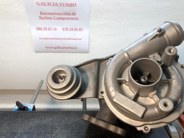 Foto 1 Turbo Citroen 2.0 DW10ATED, RHZ 110CV -- 706978