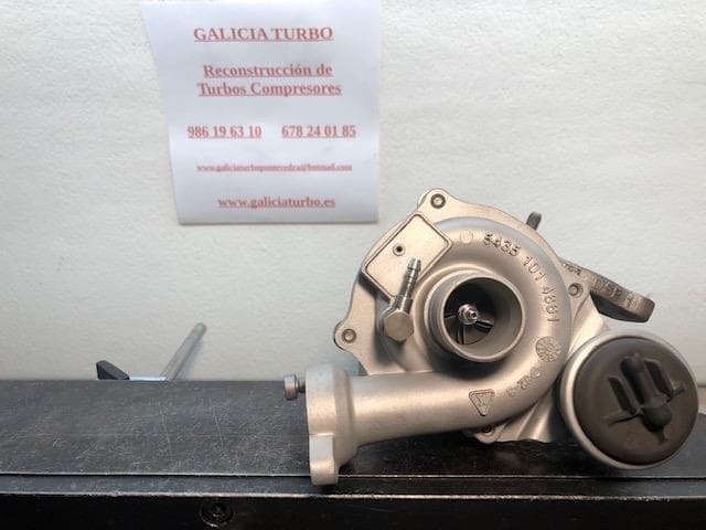 Foto 3 Turbo Ford 1.4 DV4TD 70CV -- 54359700009