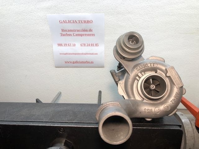 Turbo Mitsubishi 1.9 F9Q740 100CV -- 703245