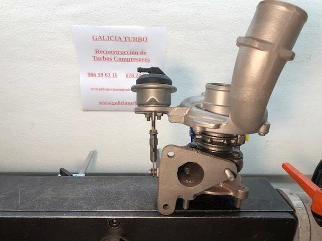 Foto 1 Turbo Opel 1.9 F9QW 100CV -- 717348