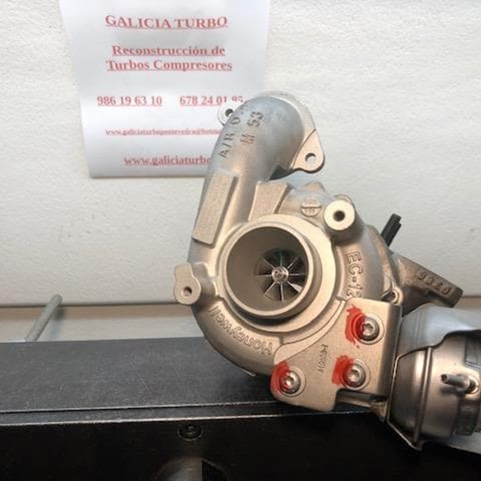 Turbo Peugeot 1.6 HDI 120CV -- 819872